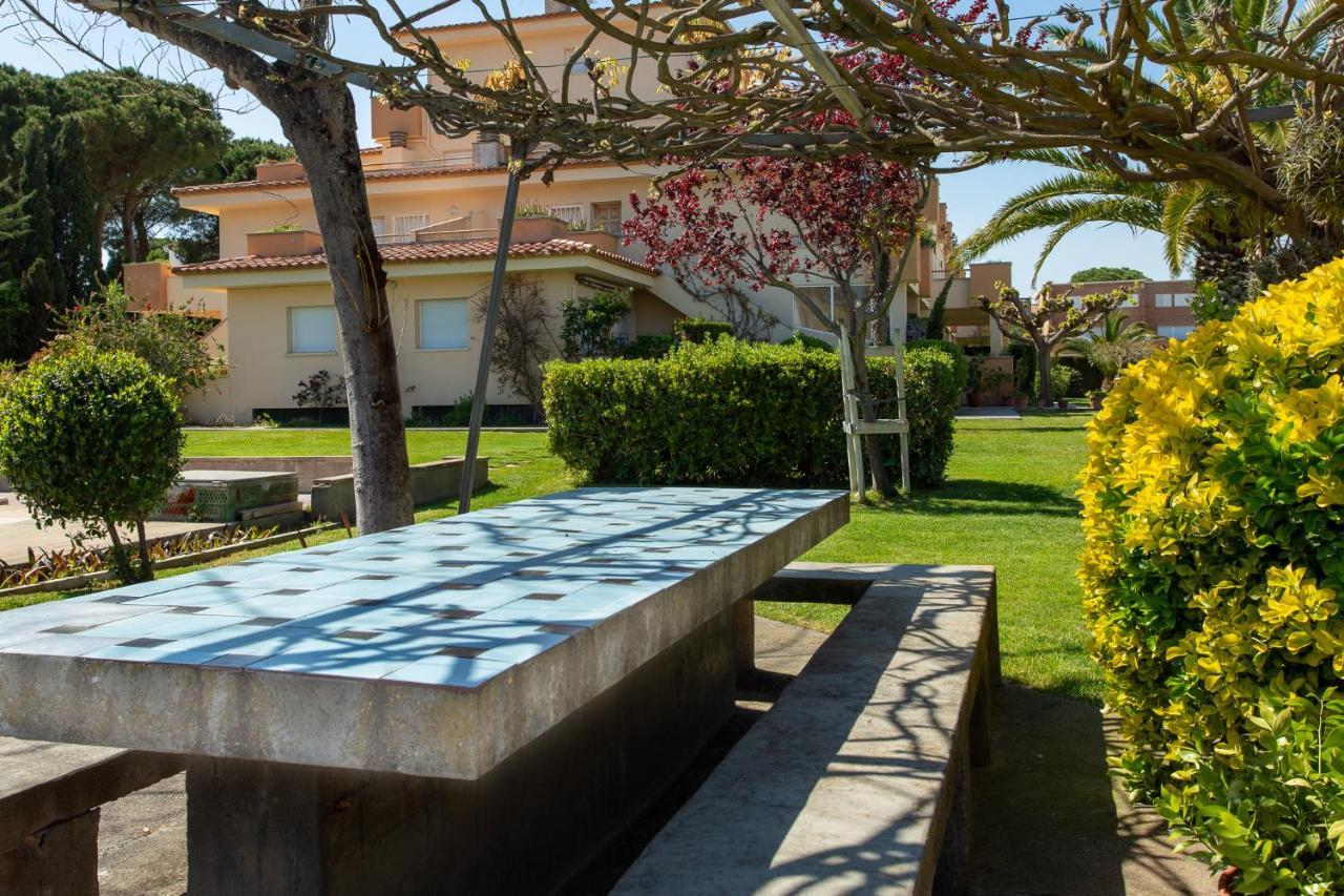 Apartamentos Stil Mar Anna - L'Escala Stil Mar Екстериор снимка