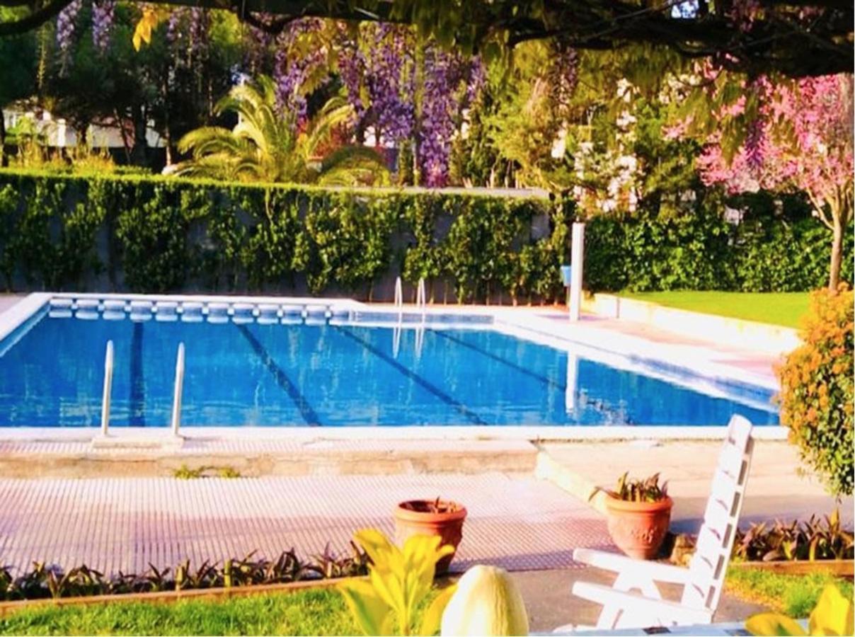 Apartamentos Stil Mar Anna - L'Escala Stil Mar Екстериор снимка
